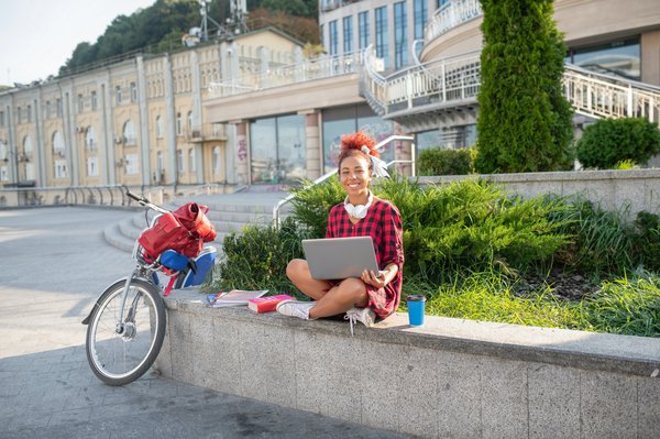 Quels sont les facteurs à considérer pour choisir un séjour lingusitique ?